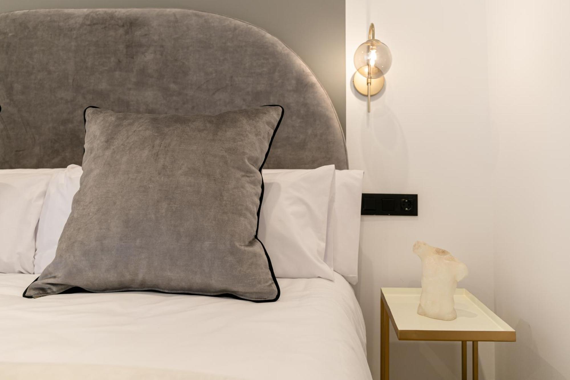 Isg Apartments Catedral Sevilla Buitenkant foto