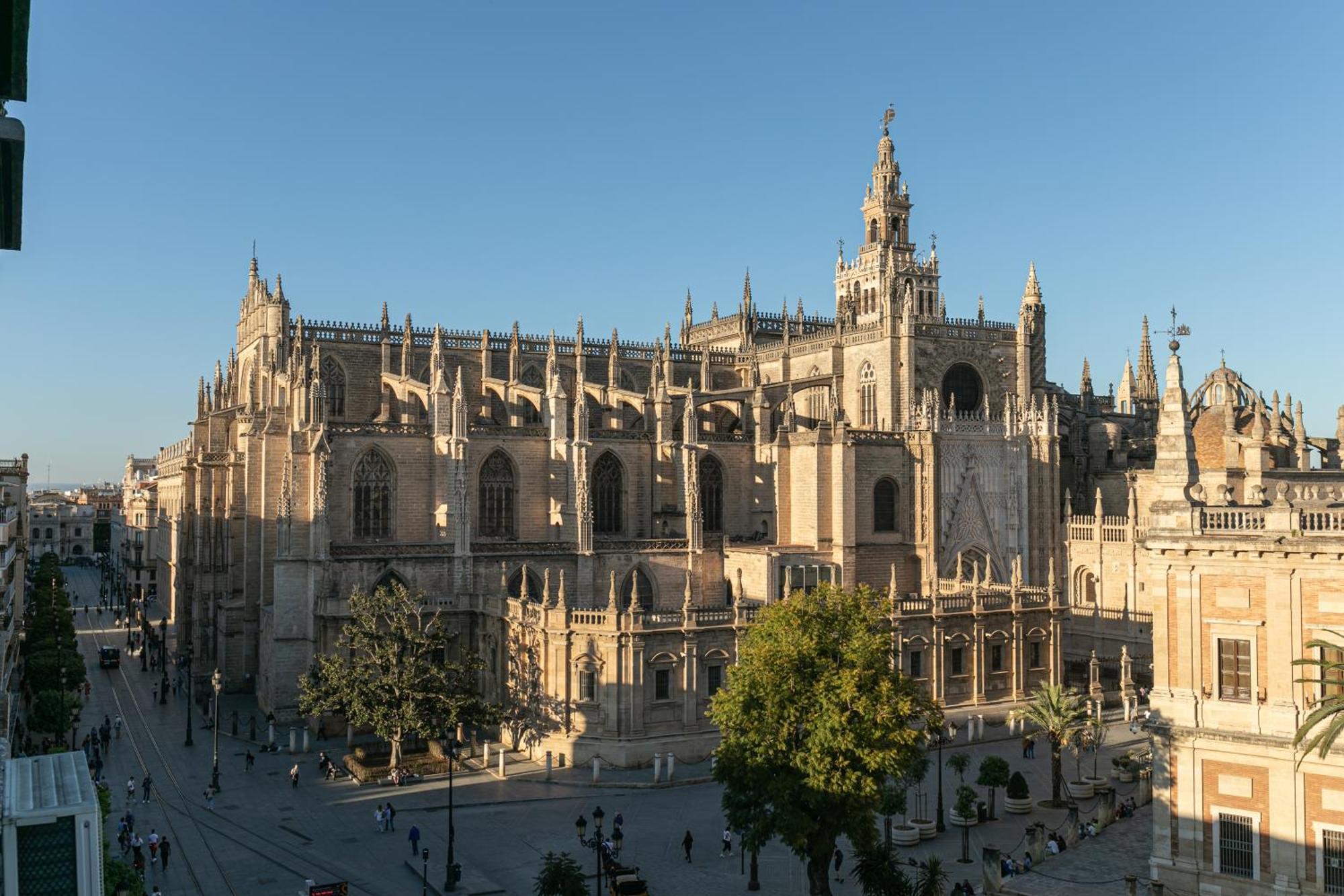 Isg Apartments Catedral Sevilla Buitenkant foto